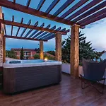 Lovely In With Jacuzzi Holiday home Rogoznica (Sibenik-Knin)