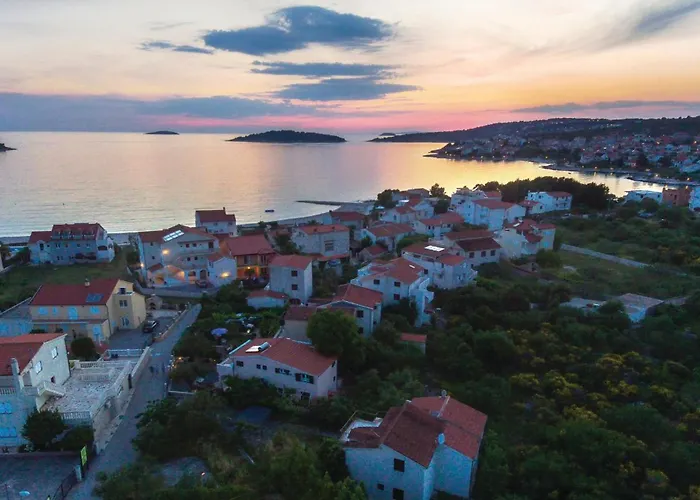 Lovely In With Jacuzzi Rogoznica (Sibenik-Knin)